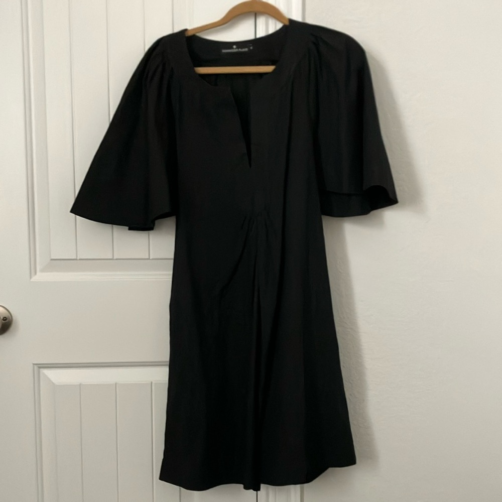 Pomander Place Elegant Black Midi Dress